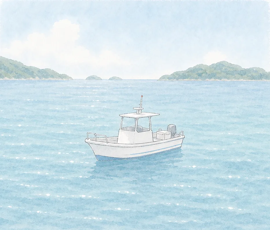 石垣島の海に浮かぶ散骨用の船